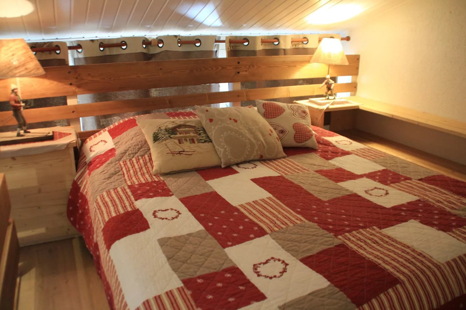 Chalet Madeline MD25 SUN & VIEW 6 pers.-Bedroom