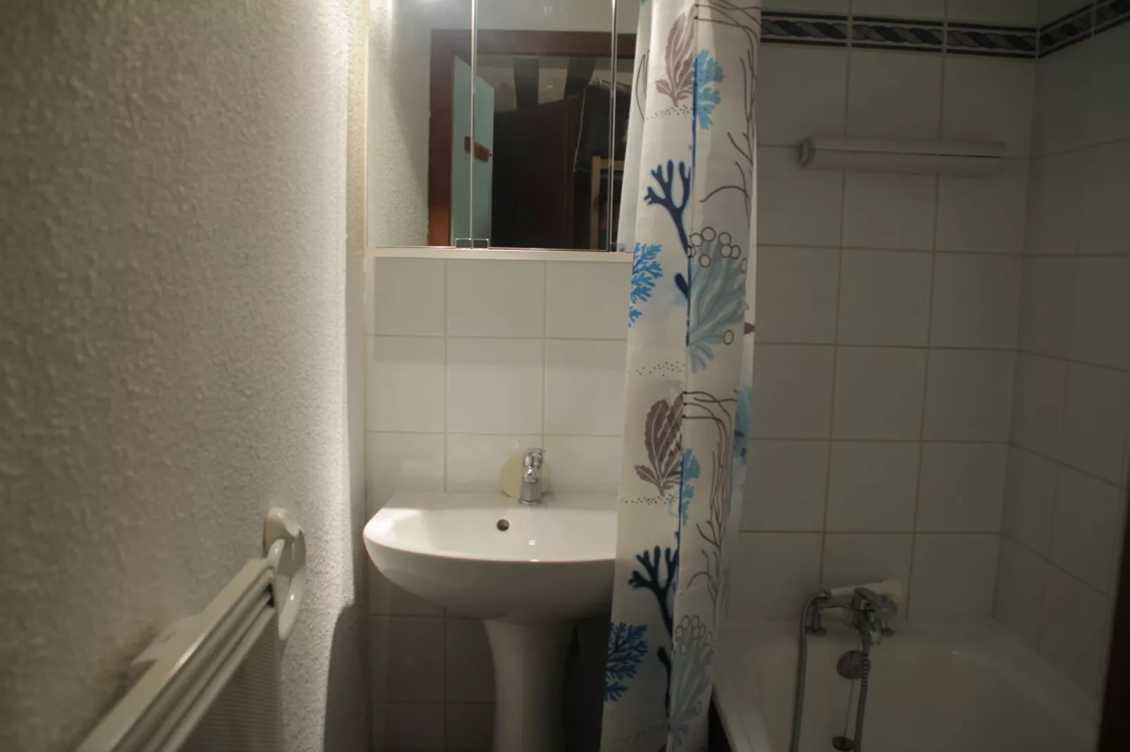 Linga LGA101 TELECABINE & NATURE 4 pers.-Bathroom