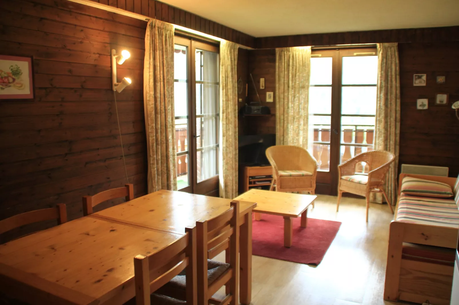 TOVASSIERE TS92 NATURE & SUN 4 Pers.-Living room