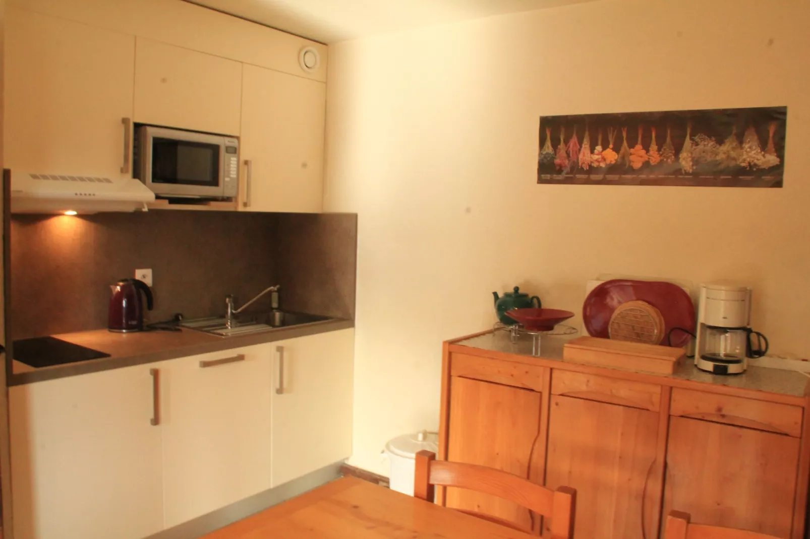 TOVASSIERE TS92 NATURE & SUN 4 Pers.-Kitchen