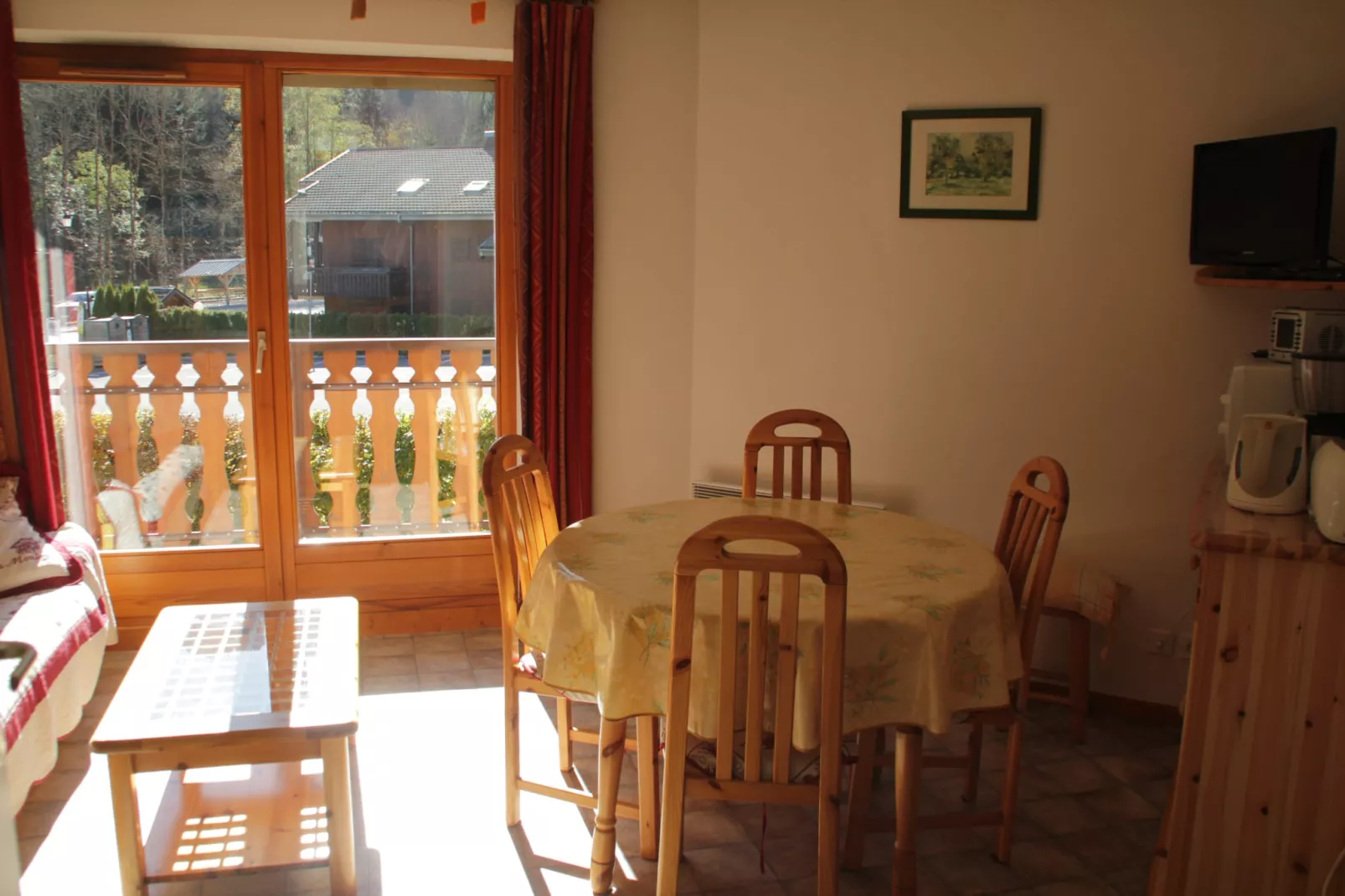 Orchidée OD8 NATURE & TELECABINE 4 pers.-Dining room