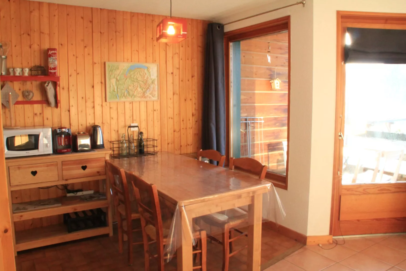 TARTIFLES TF11 NATURE & MOUNTAIN 4 Pers.-Living room