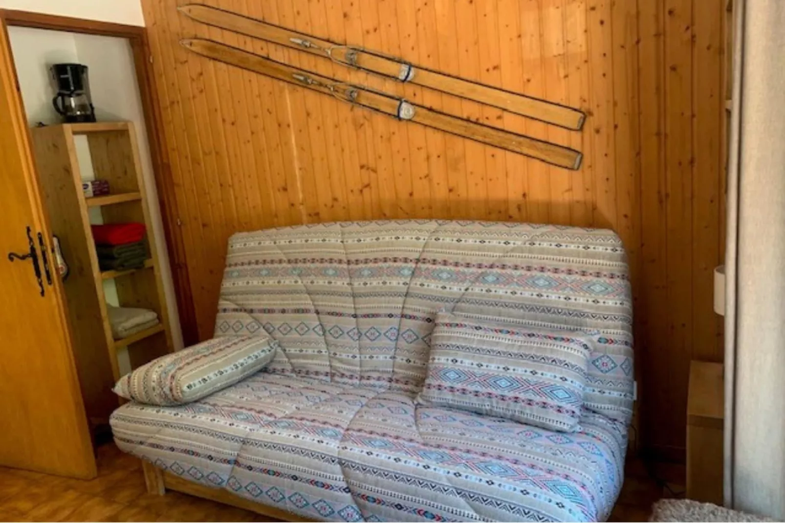 Gelinotte GL10 TELECABINE & MOUNTAIN 4 Pers.-Living room