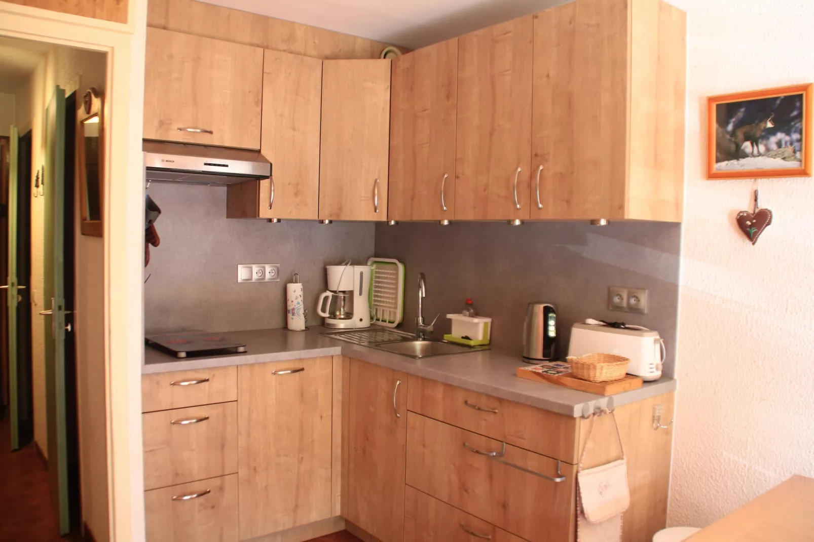 Portes Du Soleil PSB196 TELECABINE & MOUNTAIN 4 Pe-Kitchen