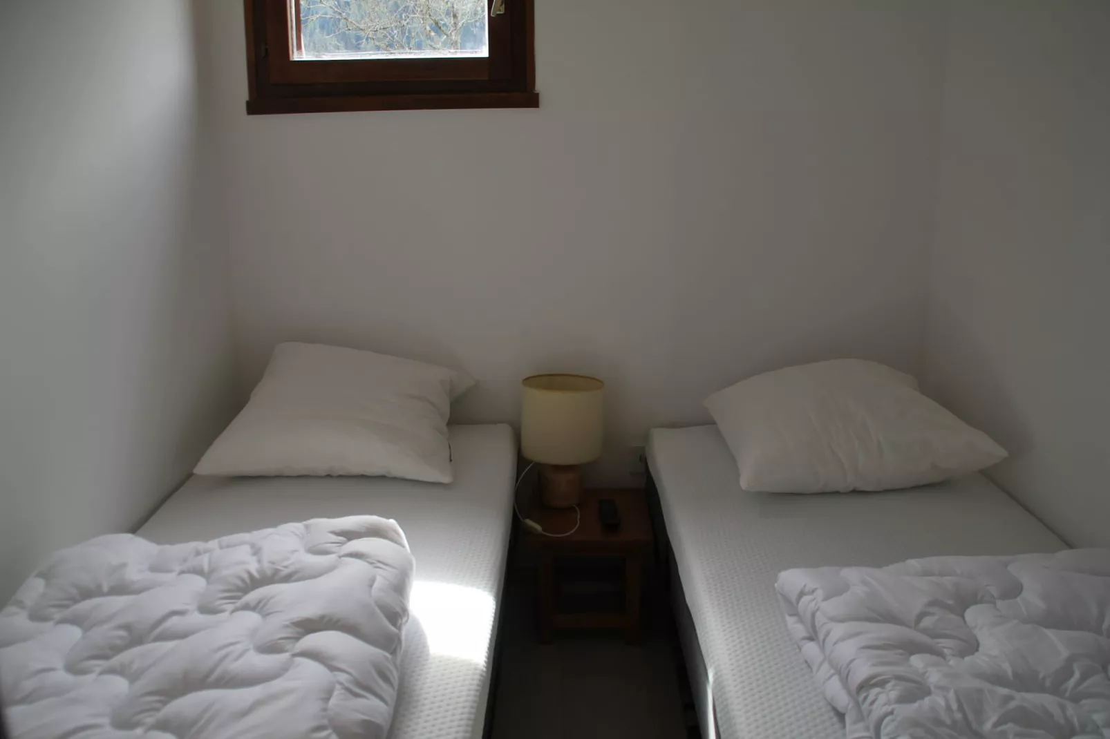 Gentianes GNA15 MOUNTAIN & QUIET 3 Pers.-Chambre