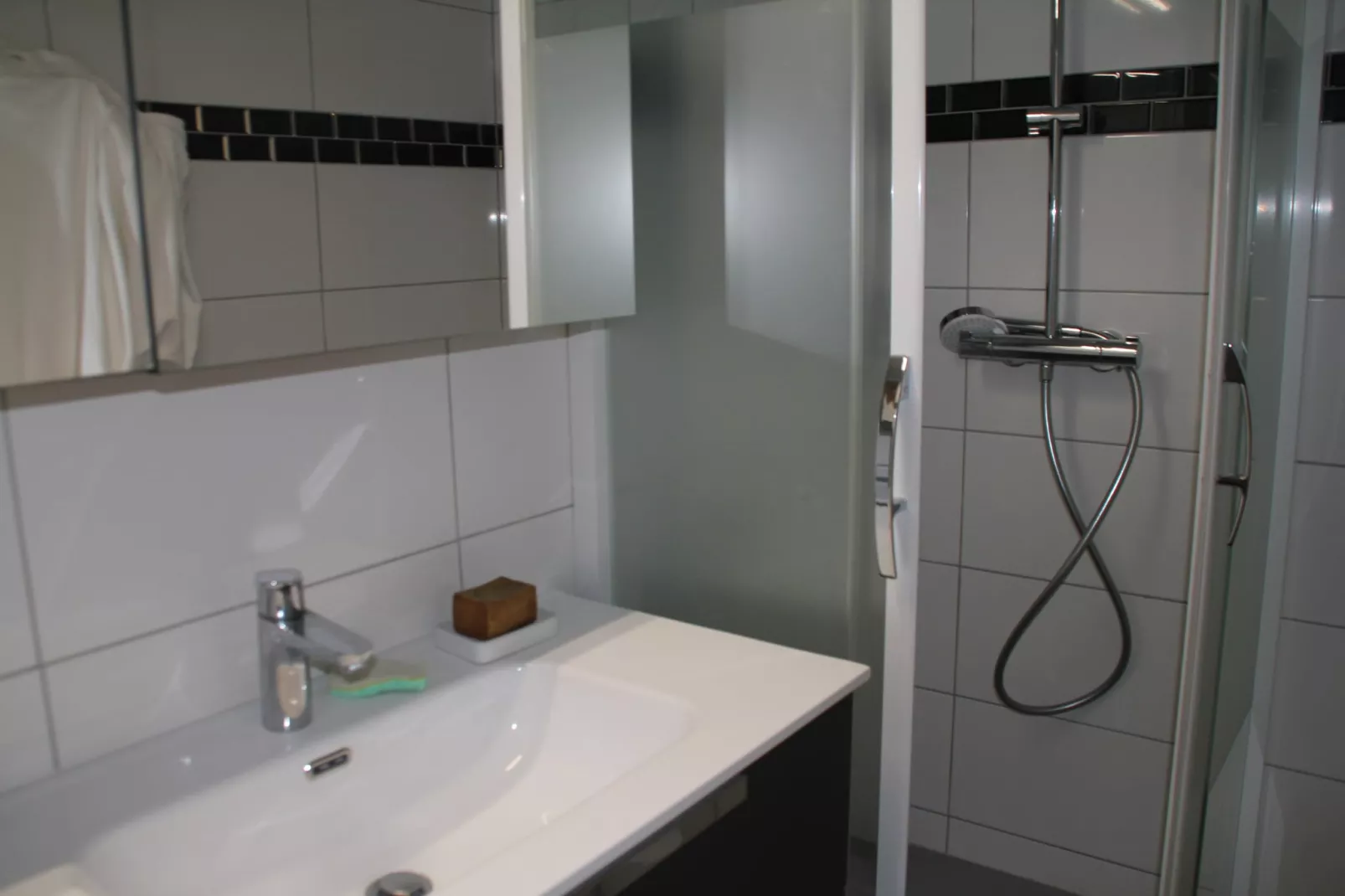 Gentianes GNA15 MOUNTAIN & QUIET 3 Pers.-Salle de bain