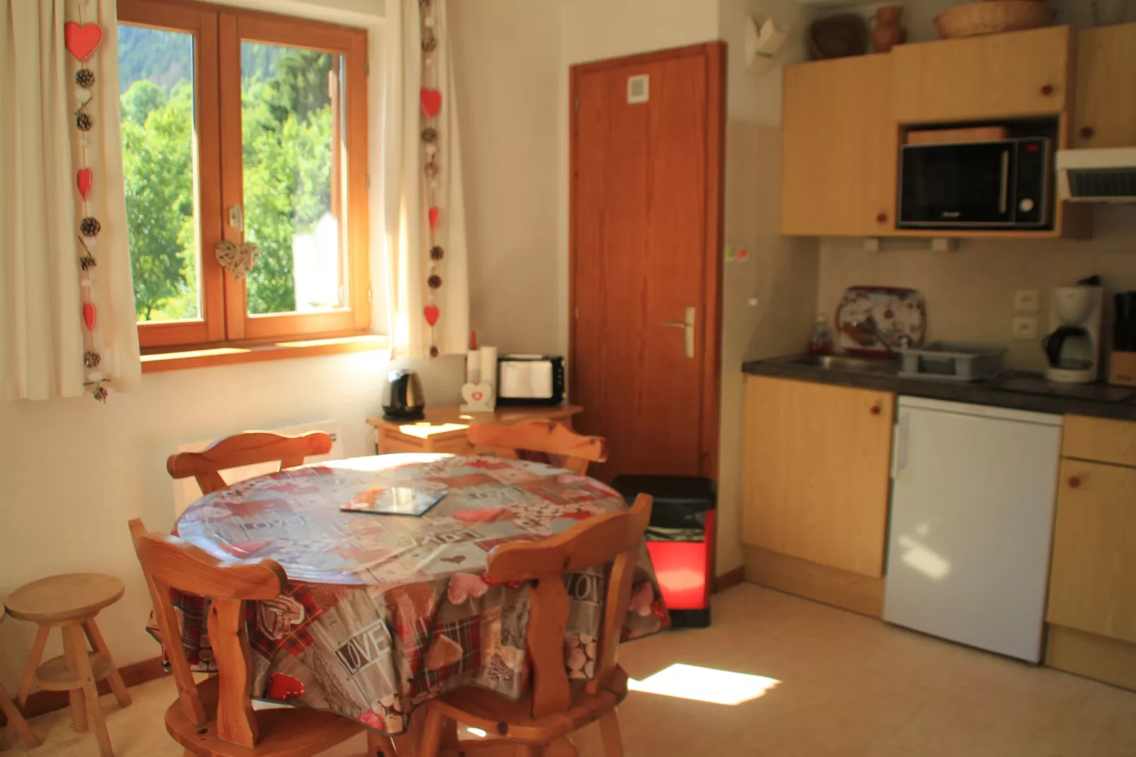 Perthuis PTD8 TELECABINE & MOUNTAIN 5 pers.-Dining room