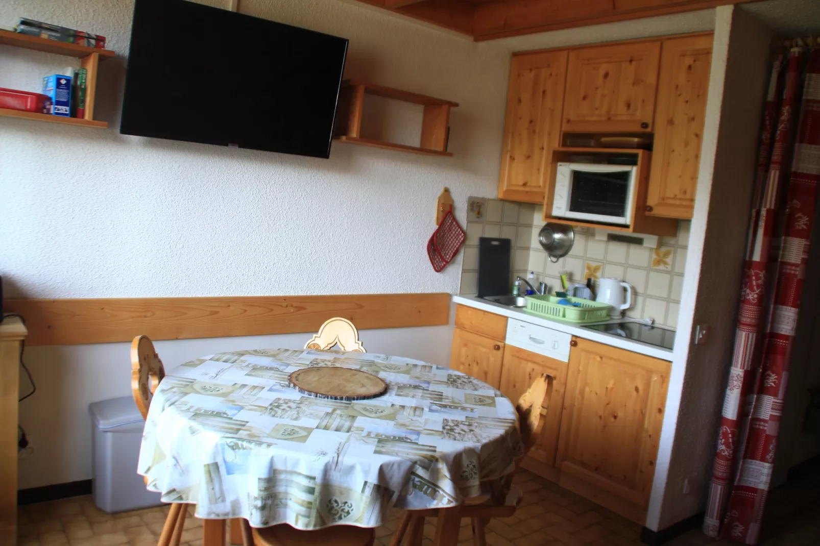 Hameau des 4 Saisons HSG226 MOUNTAIN & VIEW 6 Pers-Kitchen