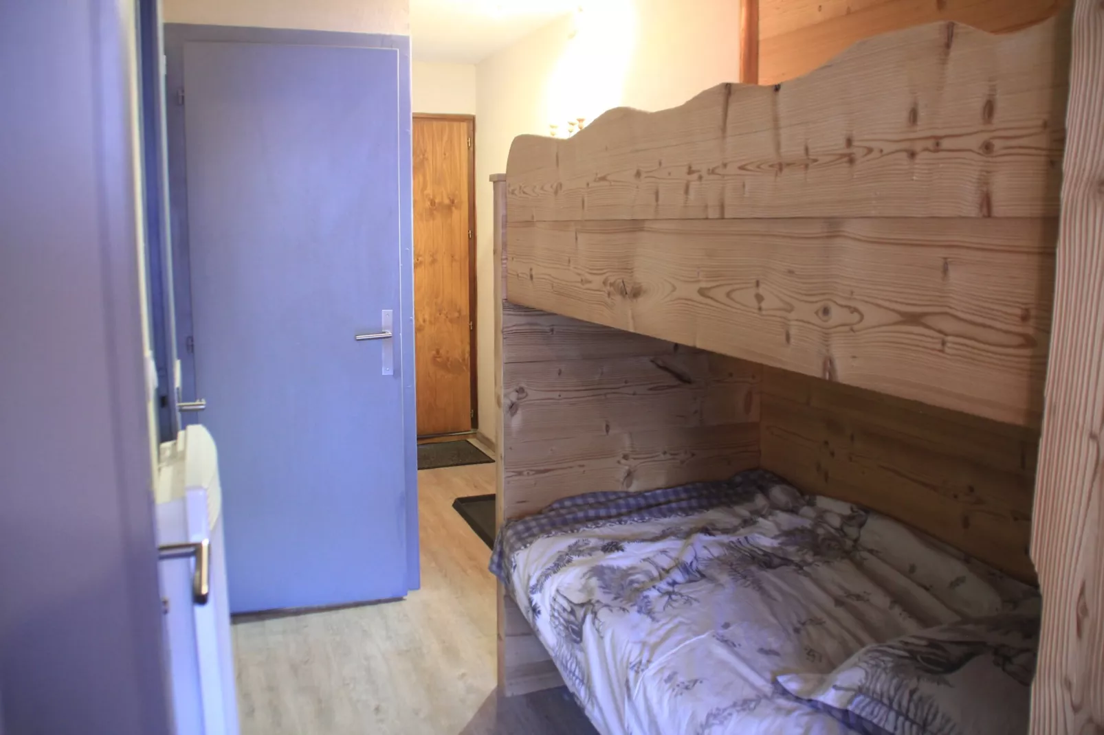 Joran JR6 MOUNTAIN & NATURE 4 Pers.-Bedroom