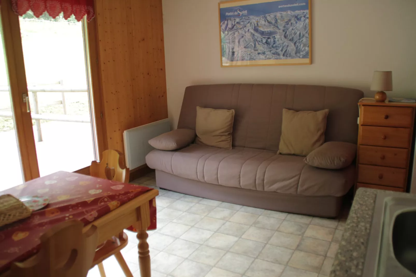 VIOLETTES VL2 TELECABINE & NATURE 4 Pers.-Wohnzimmer