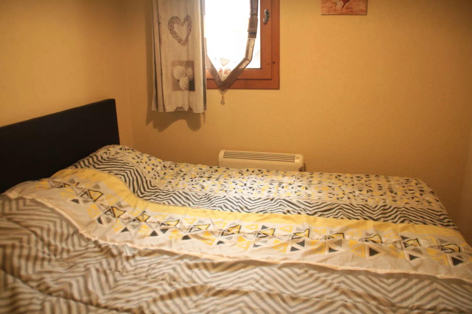 Voinettes B5 VNB5 TELECABINE & MOUNTAIN 4 Pers-Bedroom