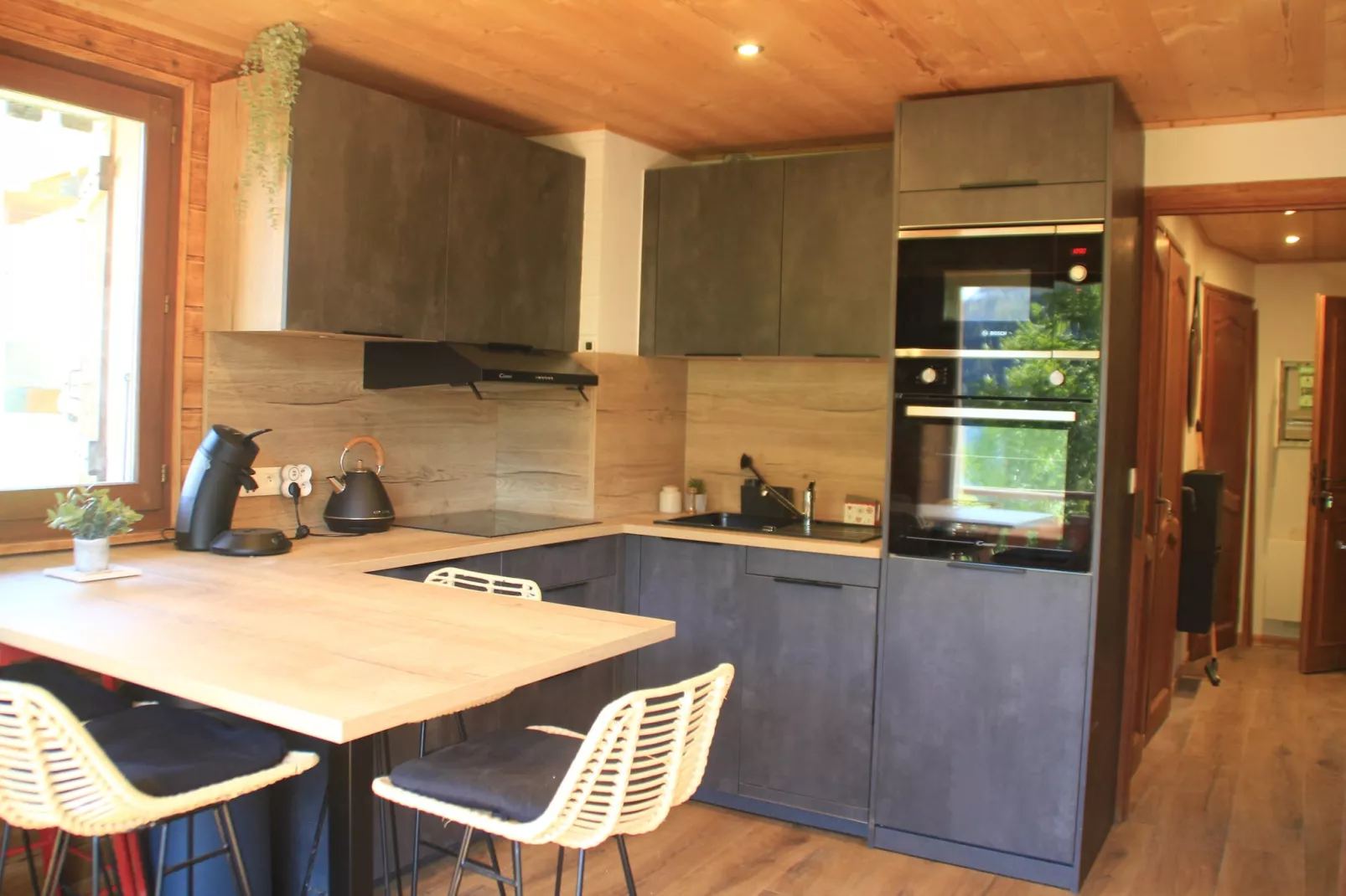 Alpina AL4 MOUNTAIN & QUIET 4 Pers-Living room