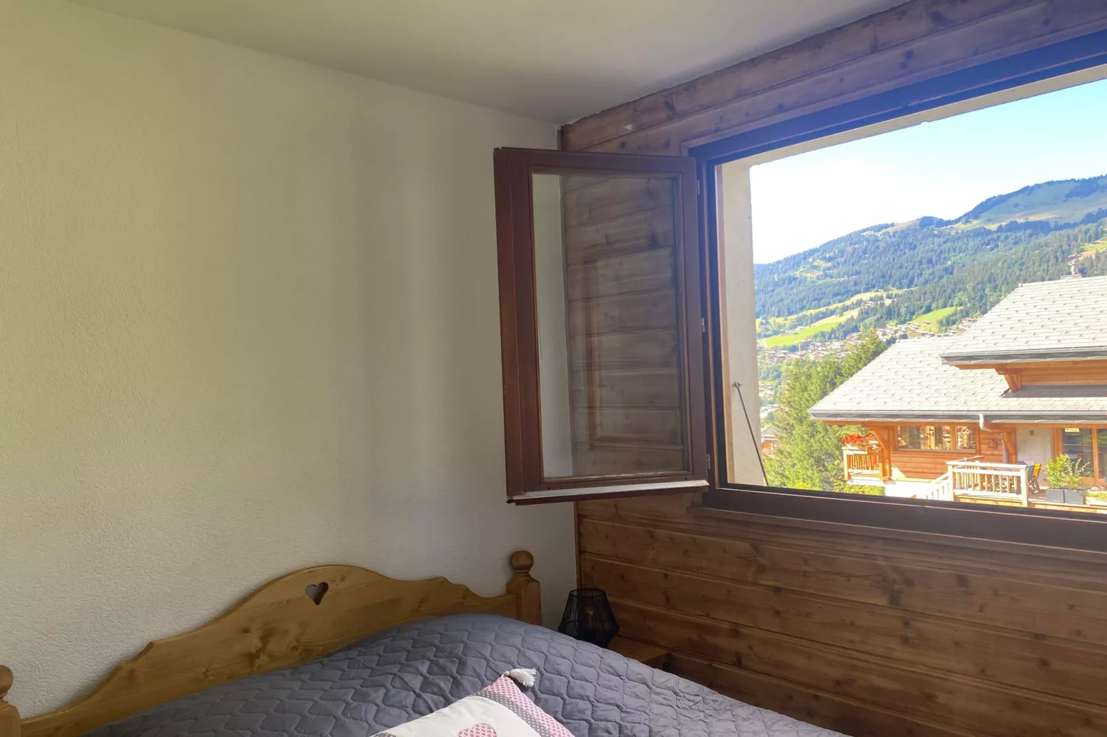 Alpina AL4 MOUNTAIN & QUIET 4 Pers-Bedroom