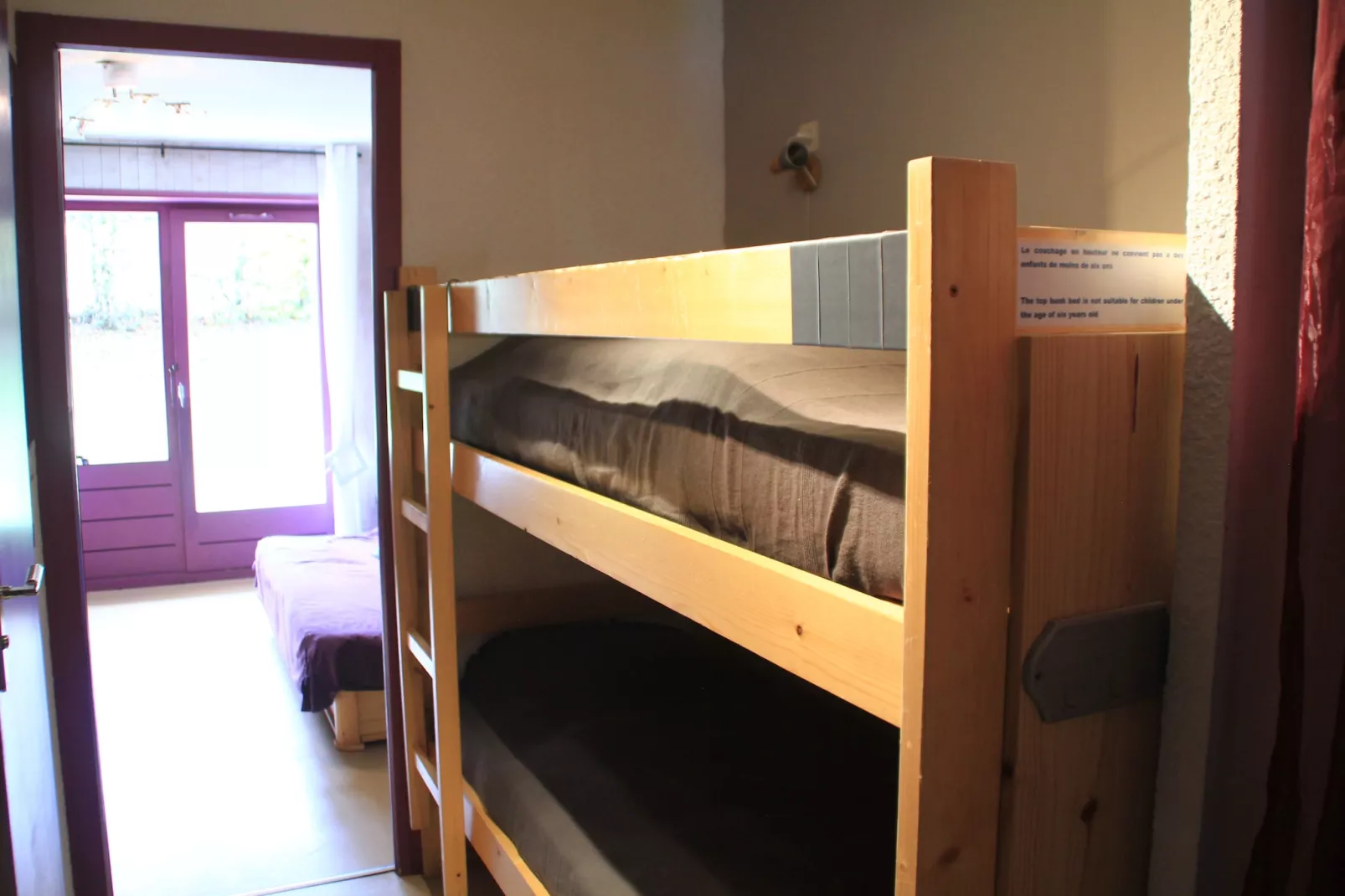 Campanules CP6 TELECABINE & NATURE 4 Pers-Schlafzimmer