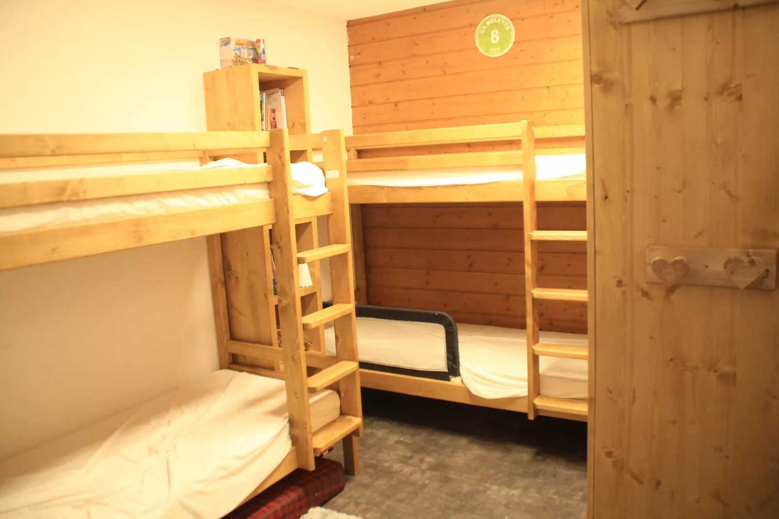 Moulin ML161 TELECABINE & NATURE 6 pers.-Bedroom
