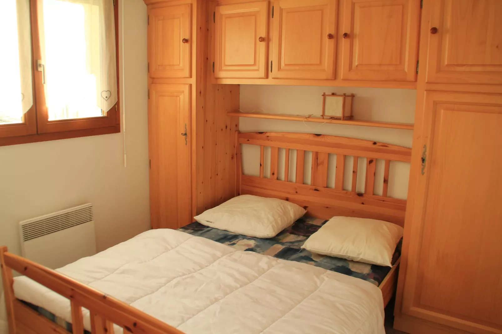 Violettes VL12  TELECABINE & NATURE 4 Pers-Schlafzimmer