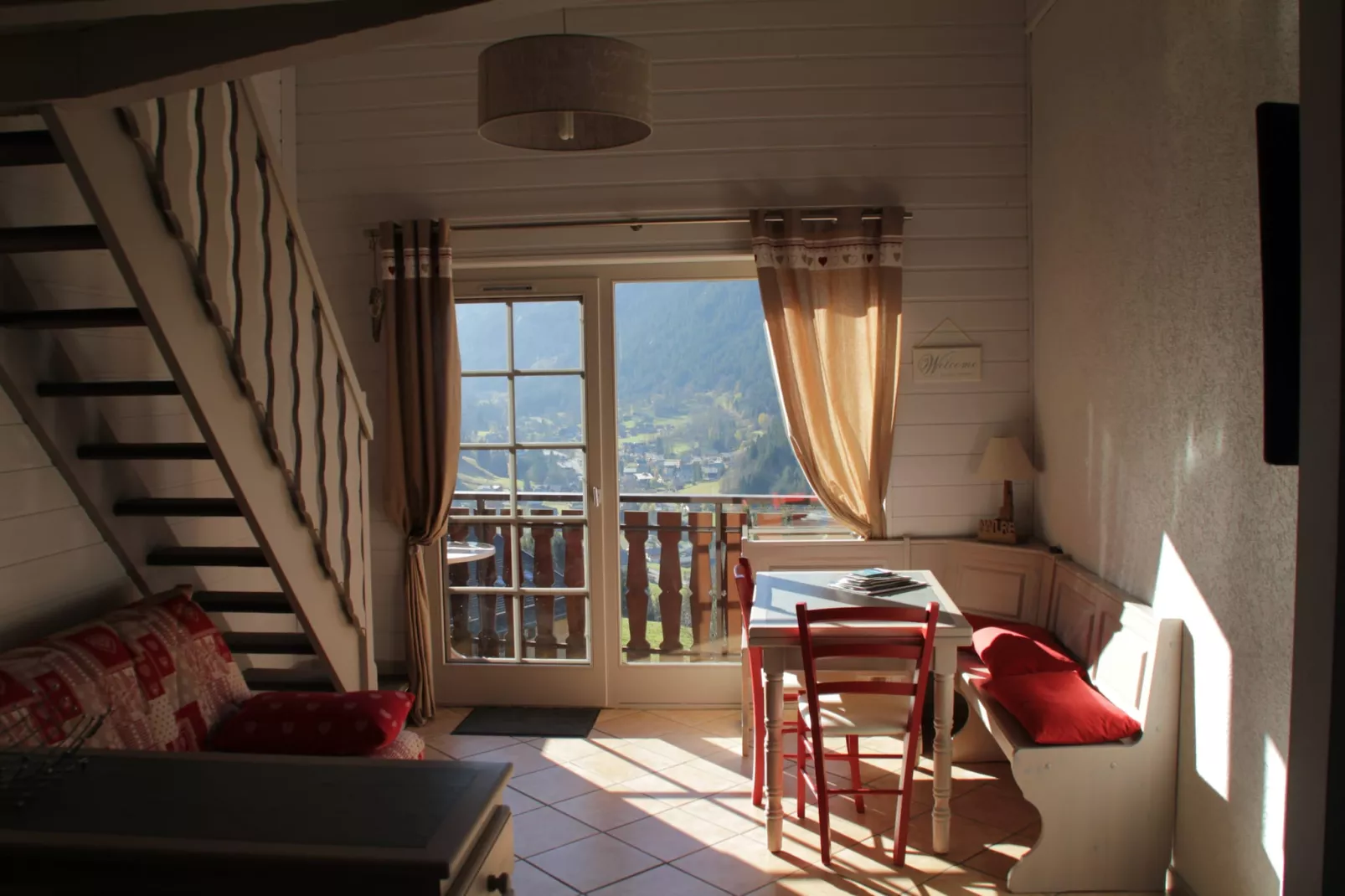Fermes FMA23 COSY & MOUNTAIN 5 Pers.-Wohnzimmer