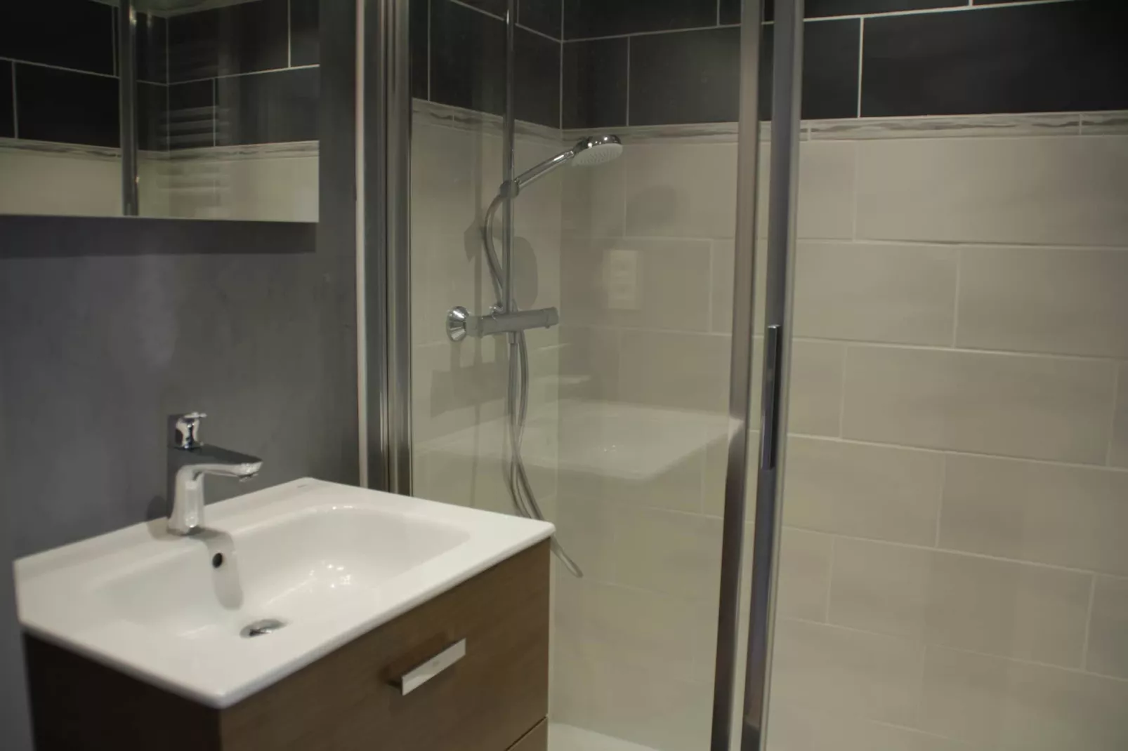 Fermes FMA23 COSY & MOUNTAIN 5 Pers.-Badezimmer