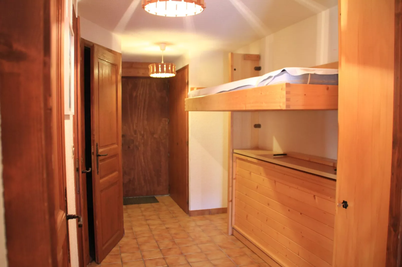 SABAUDIA SBB14 MOUNTAIN & VIEW 6 Pers.-Schlafzimmer