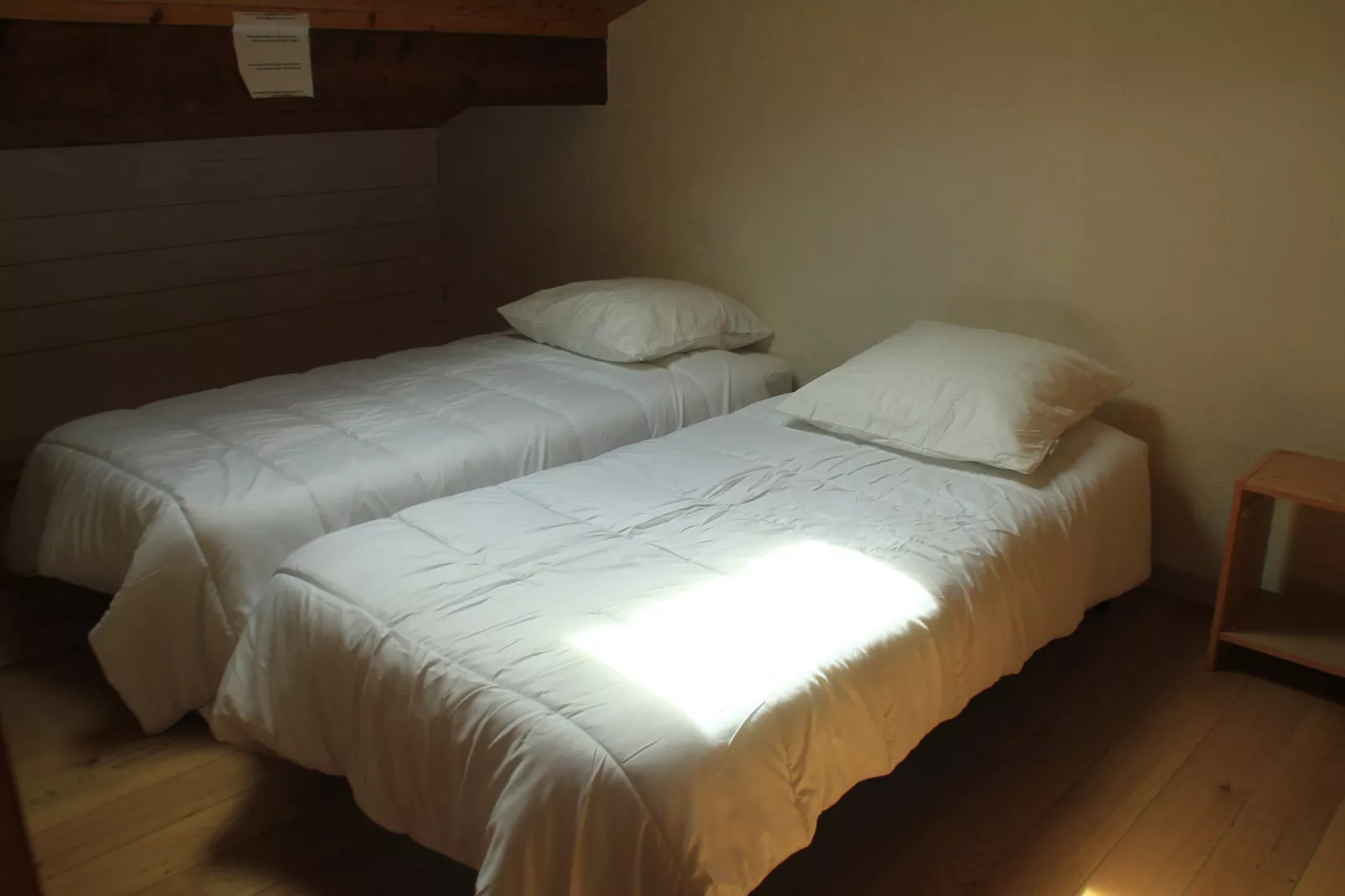 Petit Savoyard PY9 MOUNTAIN & COSY 6 Pers-Schlafzimmer