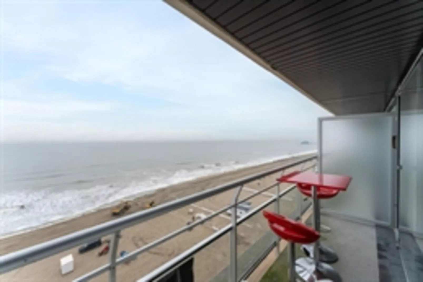 BLANKEDUYN - 9F-Terrassenbalkon
