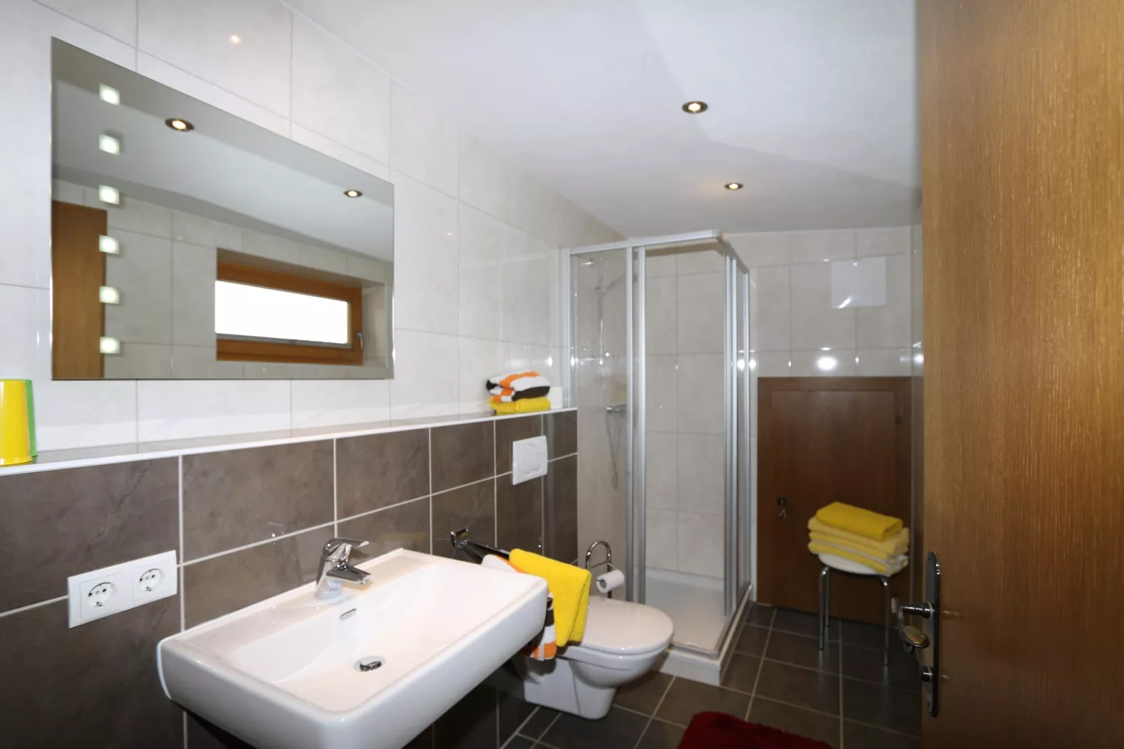 Haus Sonneck-Bathroom