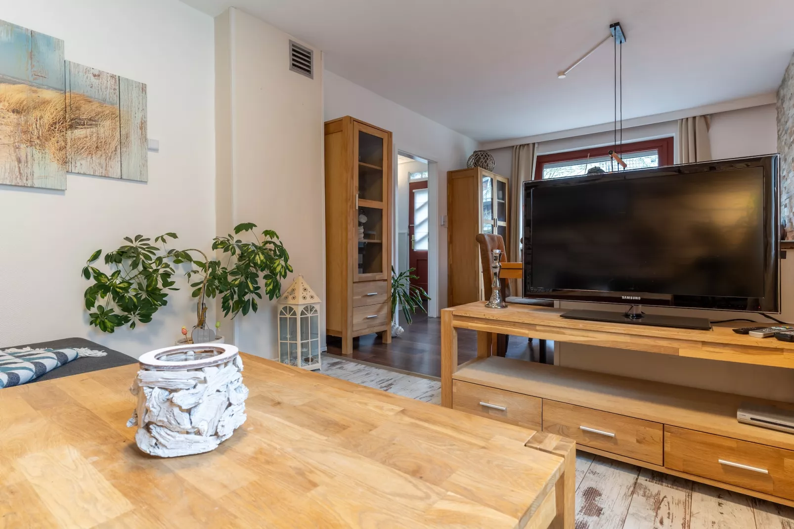 Fewo Leeven-Living room