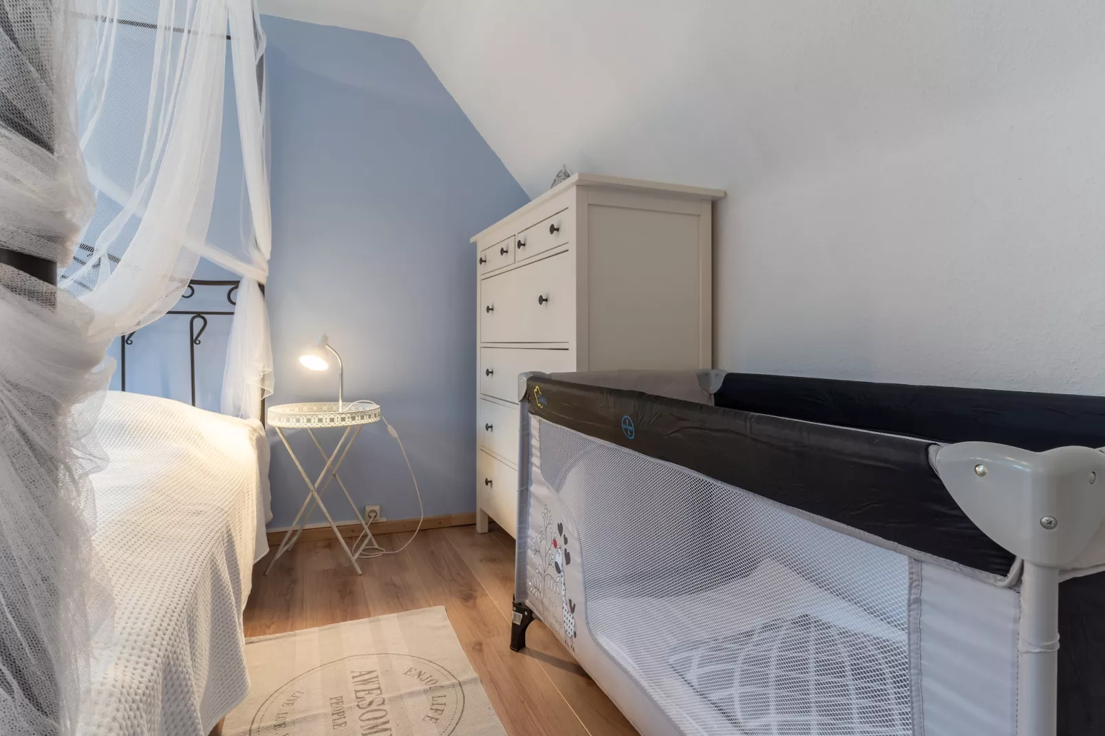 Fewo Leeven-Bedroom