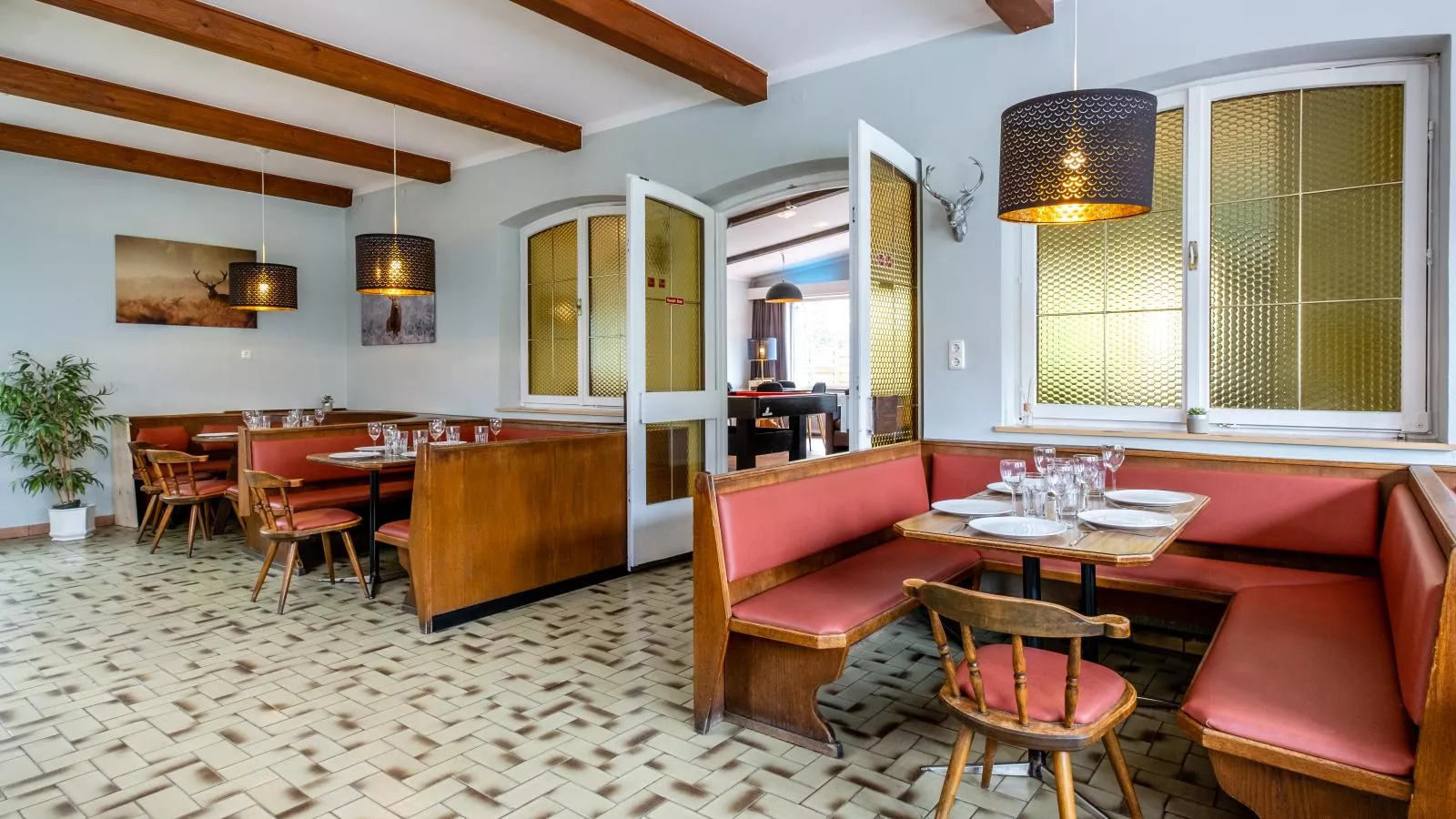 Haslau Large-Dining room