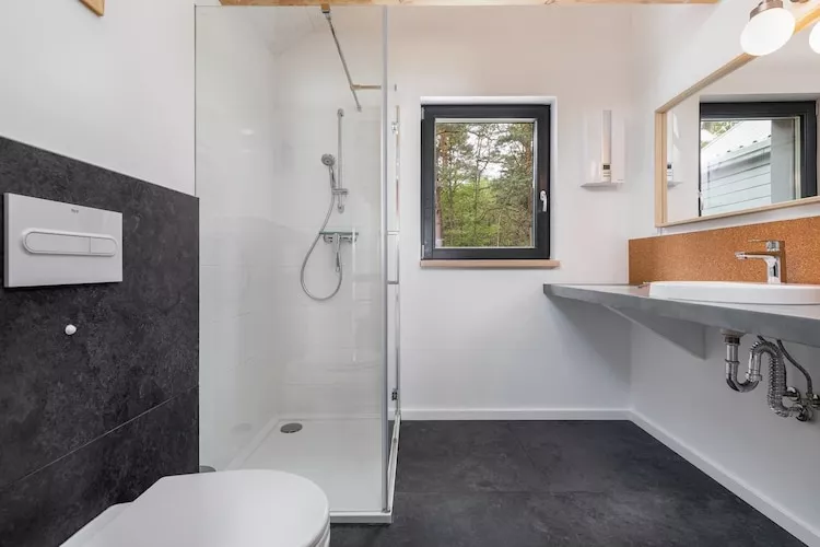 Domy wakacyjne dla 6 osób nad jeziorem Wisełka-Salle de bain