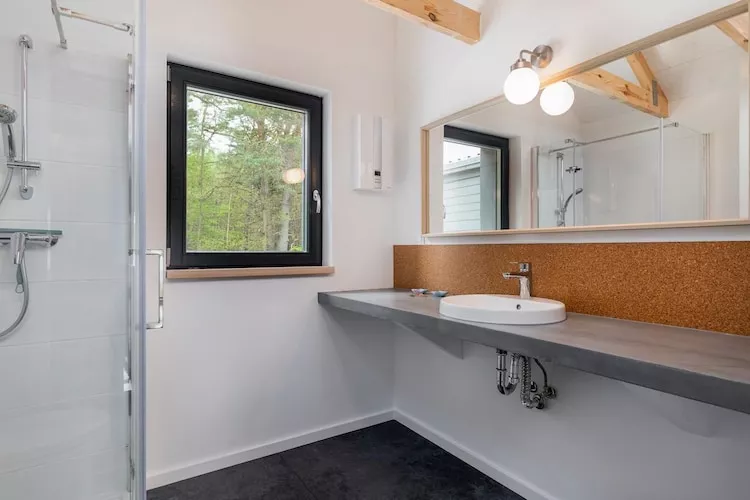 Domy wakacyjne dla 6 osób nad jeziorem Wisełka-Salle de bain