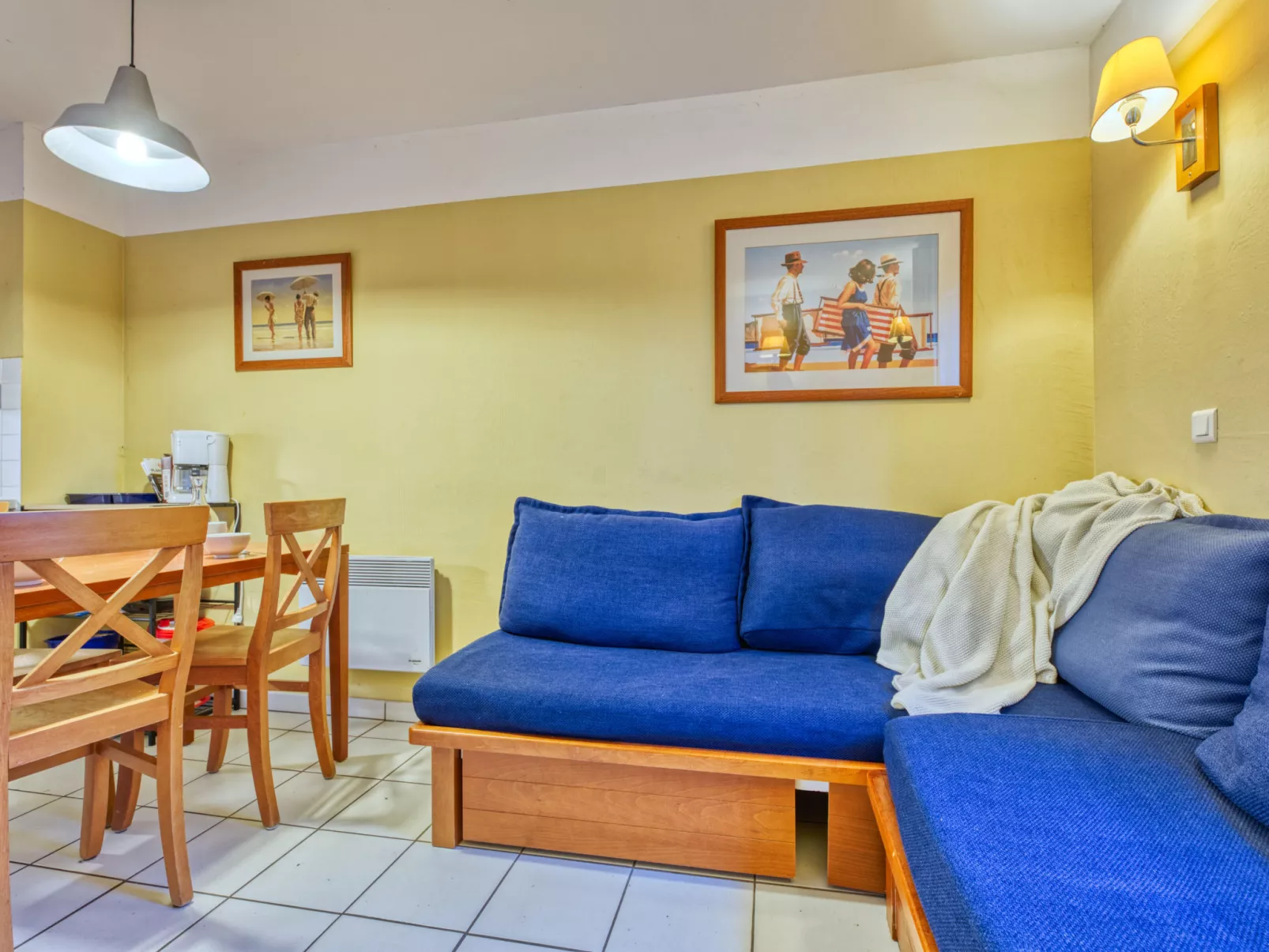 Les Grands Pins-Inside