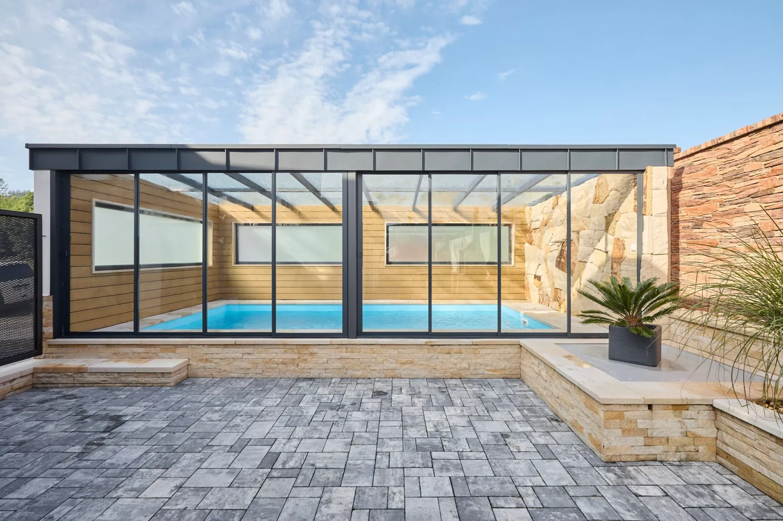 Radvanice KCG351-Pool