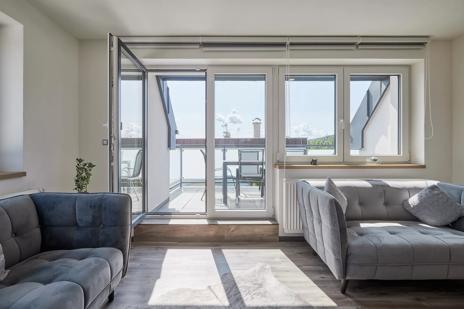 Radvanice KCG351-Living room