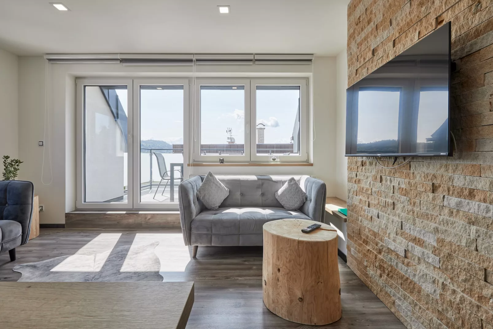 Radvanice KCG351-Living room