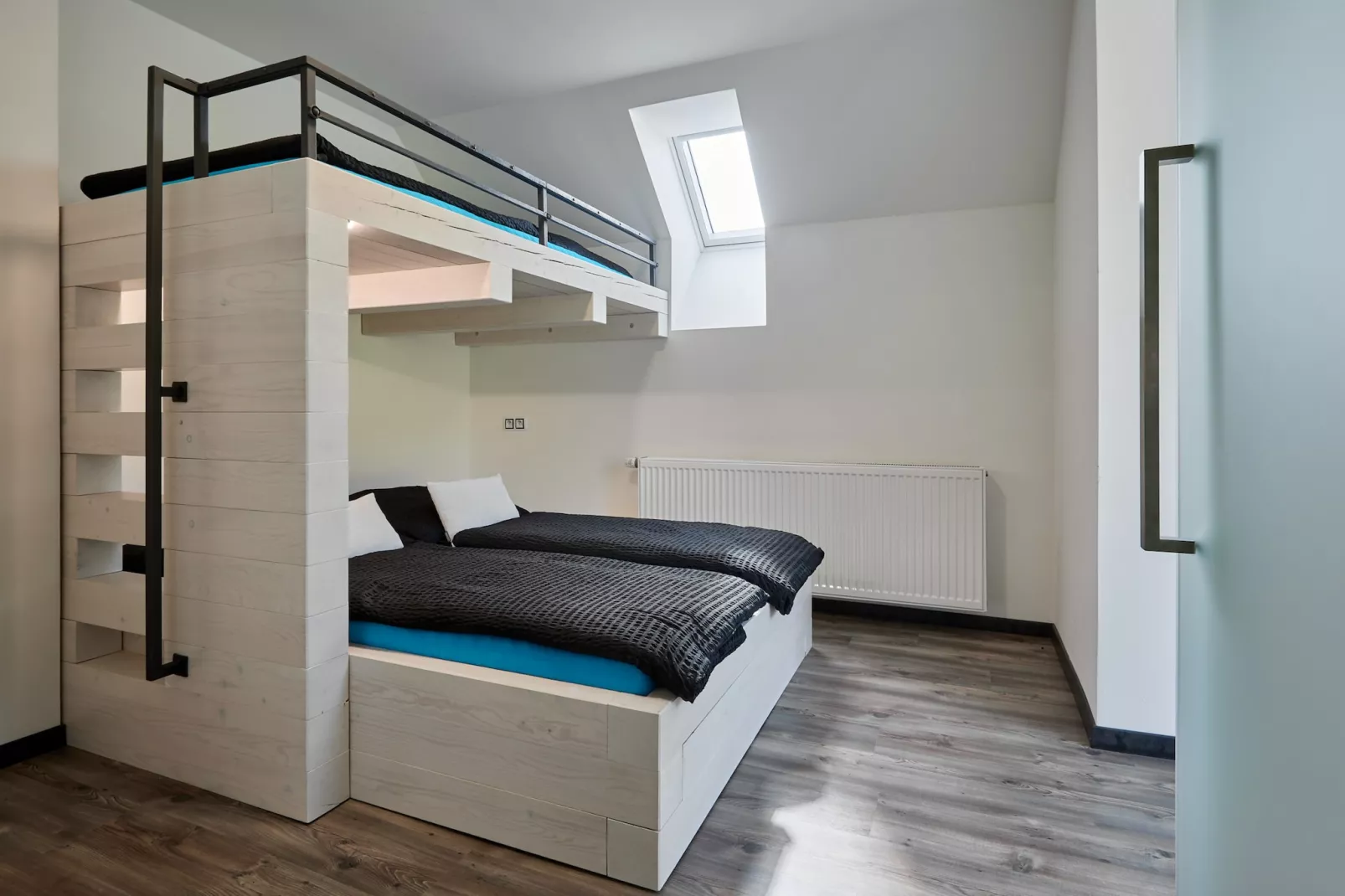 Radvanice KCG351-Bedroom