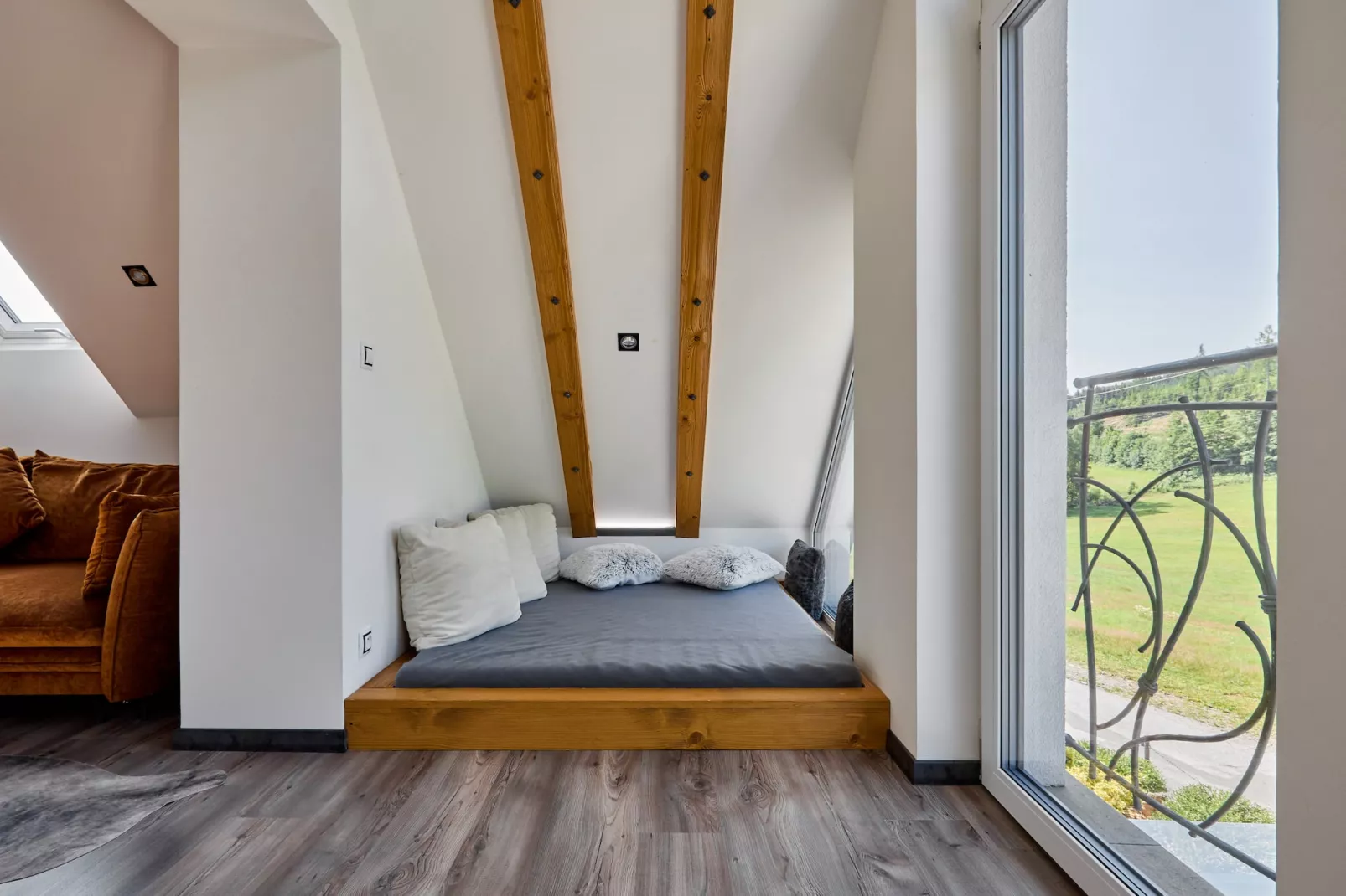 Radvanice KCG351-Bedroom