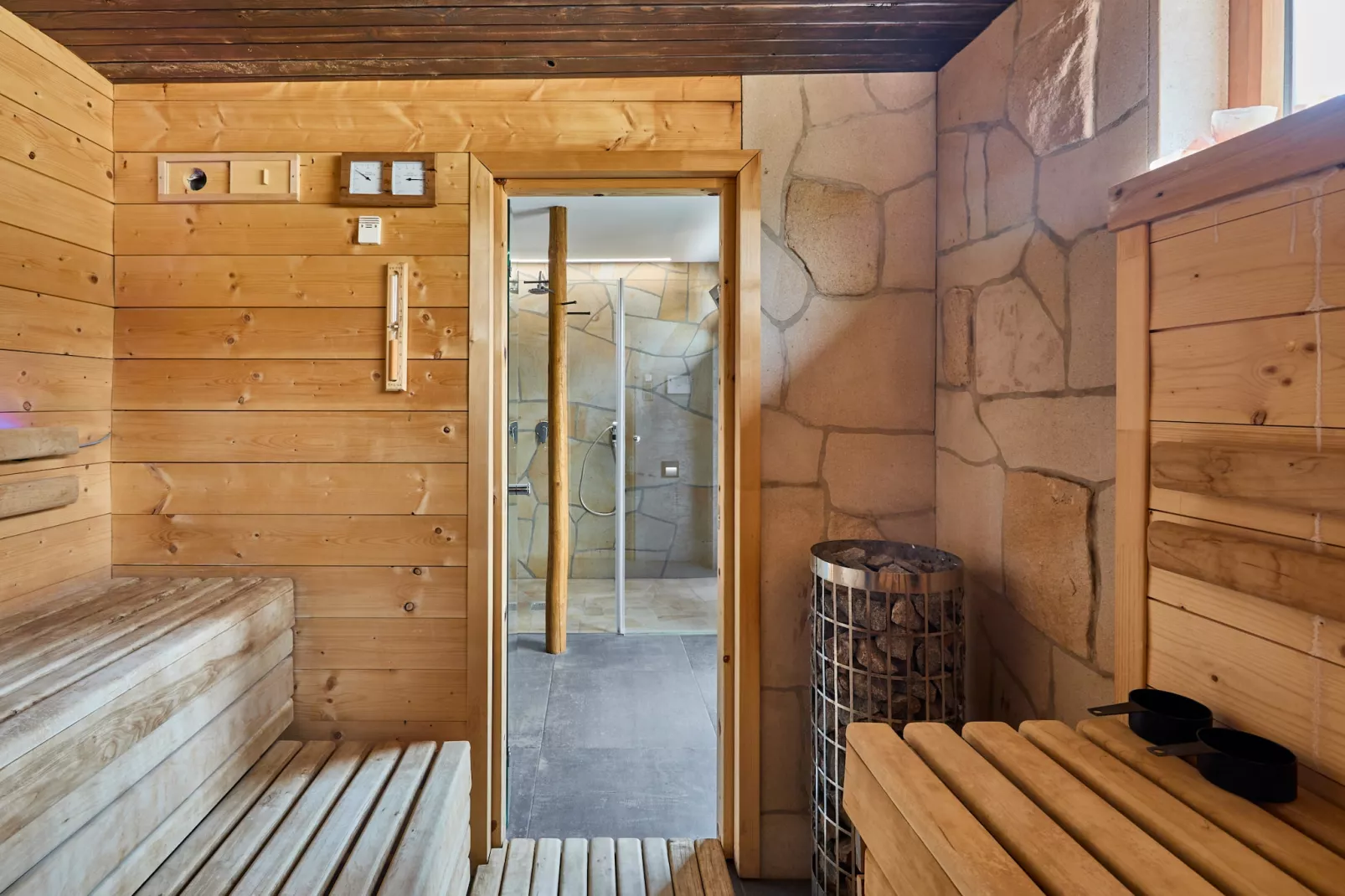 Radvanice KCG351-Bathroom