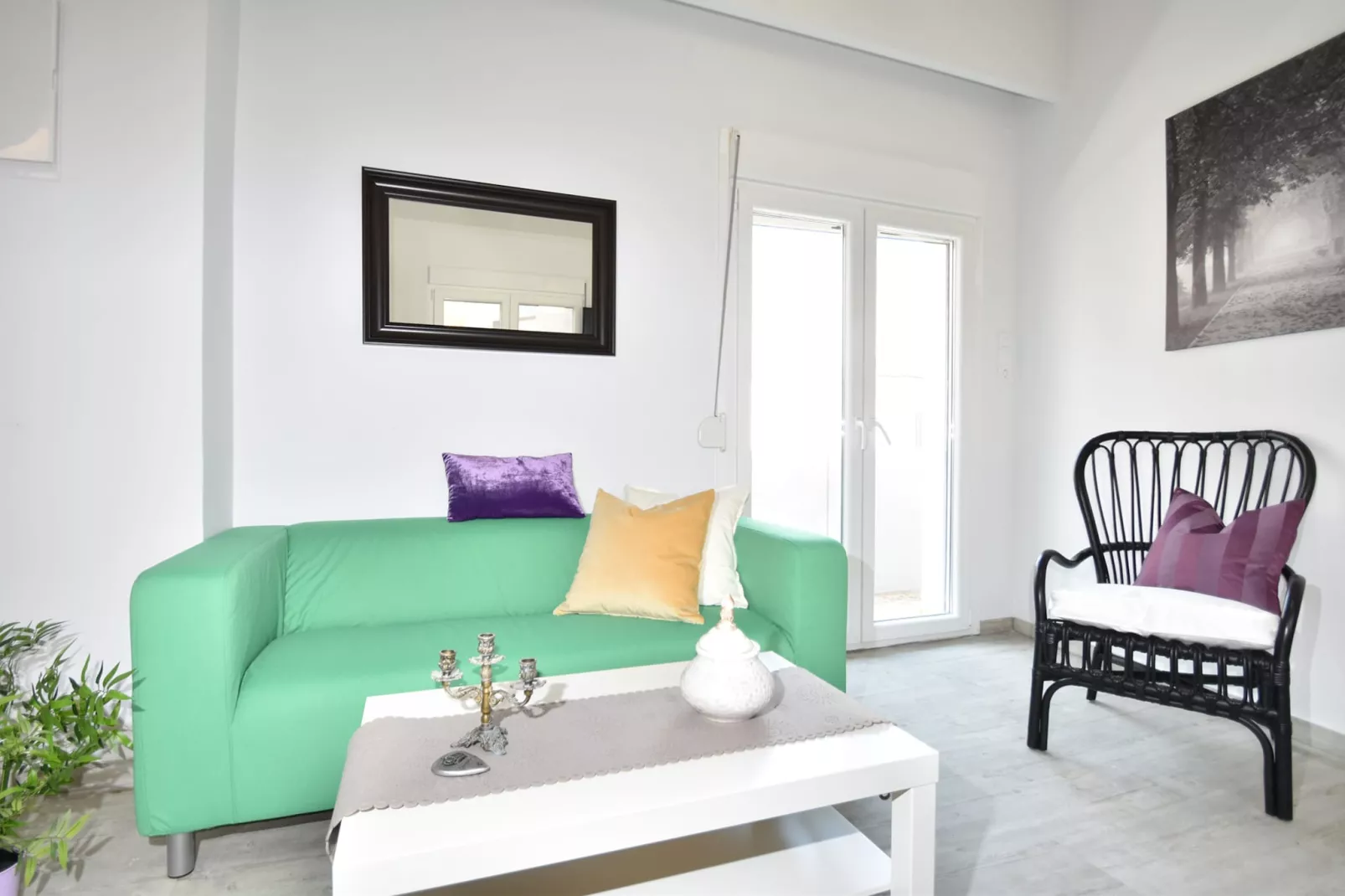 Mare Civitas Unum-Living room
