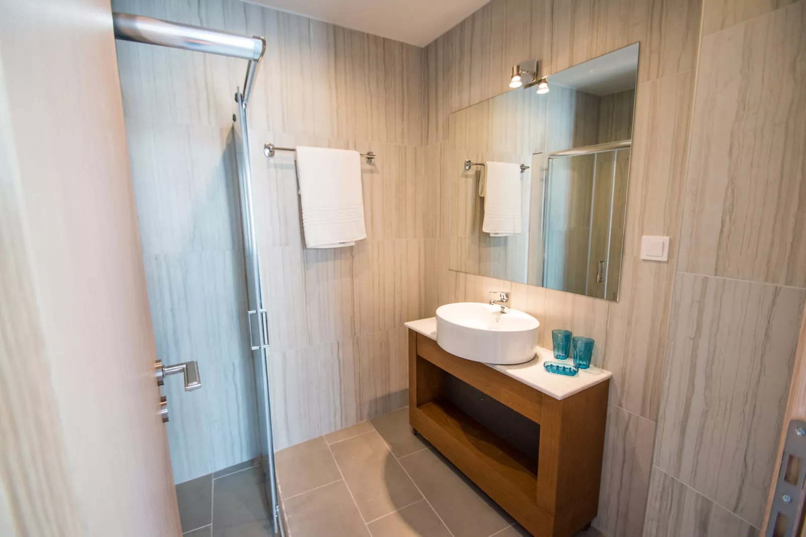 Mare Civitas Unum-Bathroom