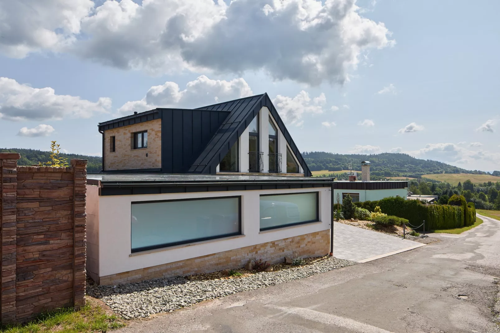 Radvanice KCG351-Outdoor