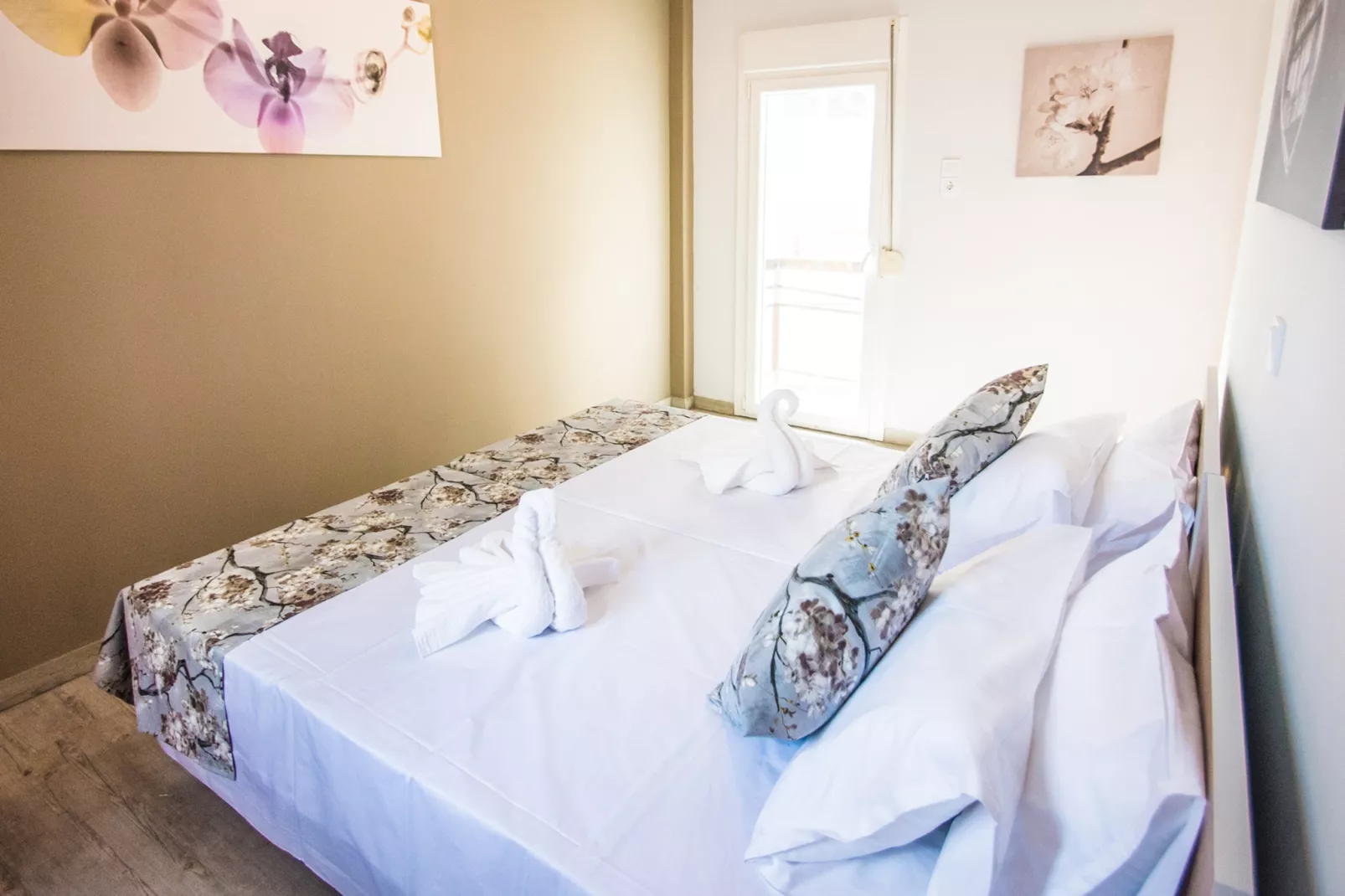 Mare Civitas Duo-Bedroom