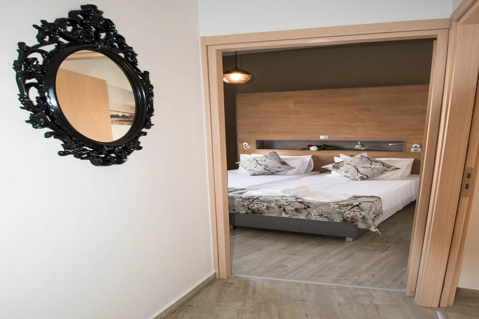 Mare Civitas Duo-Bedroom