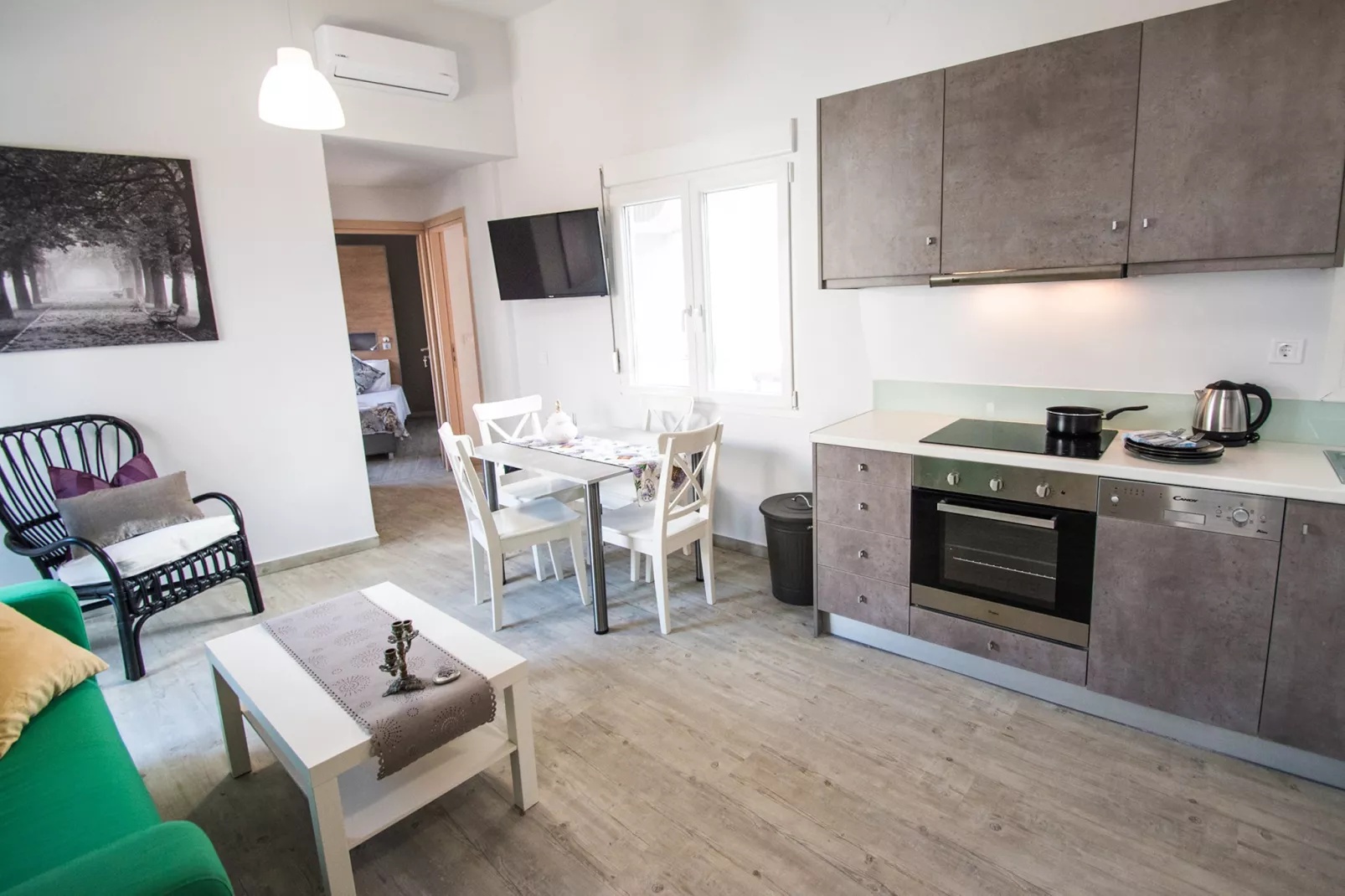 Mare Civitas Tribus-Kitchen