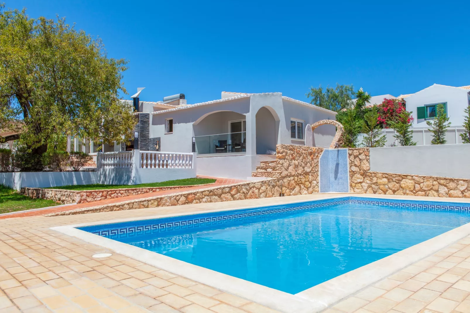 poolofhouse