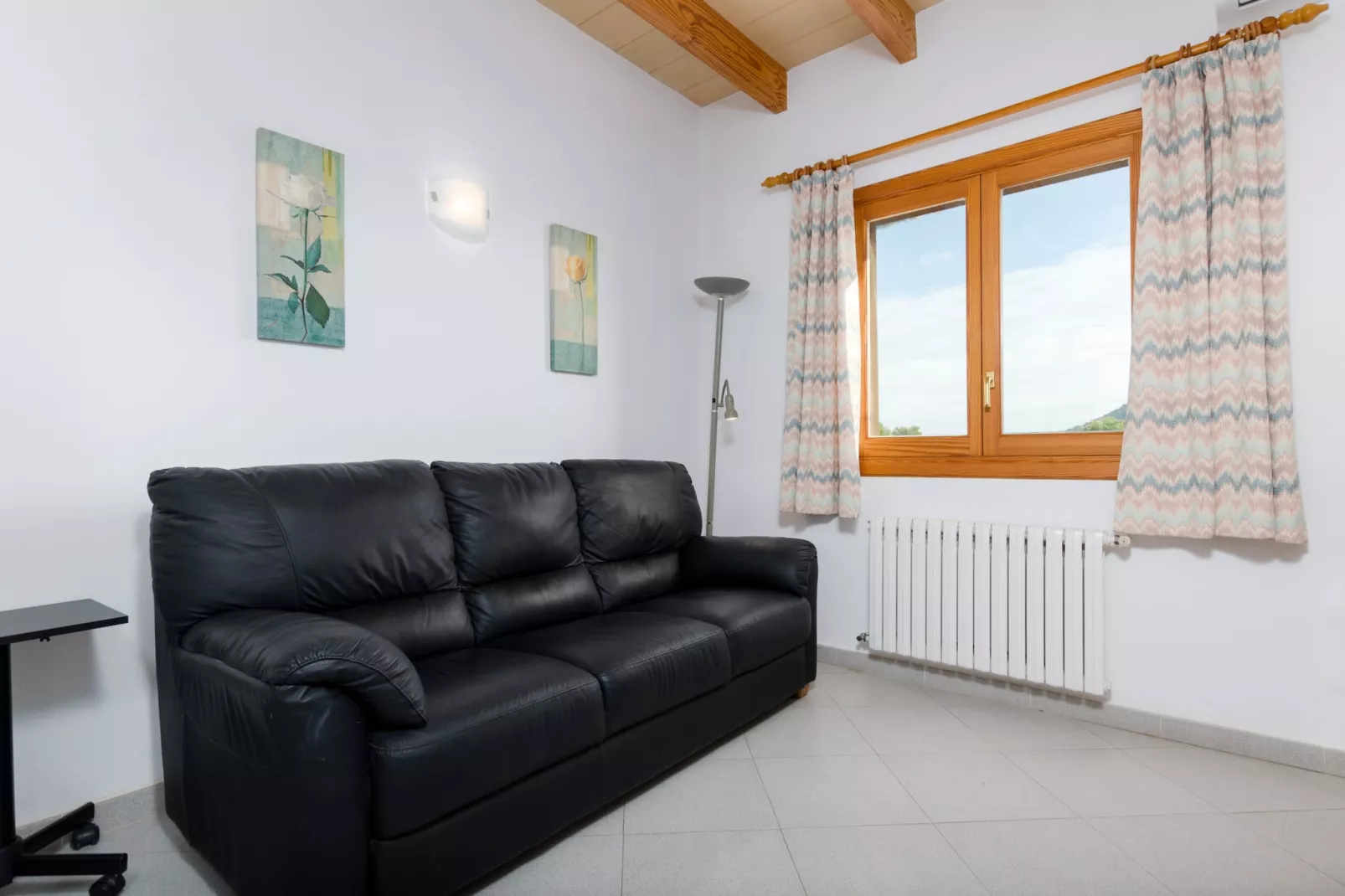 YourHouse Binifat-Living room