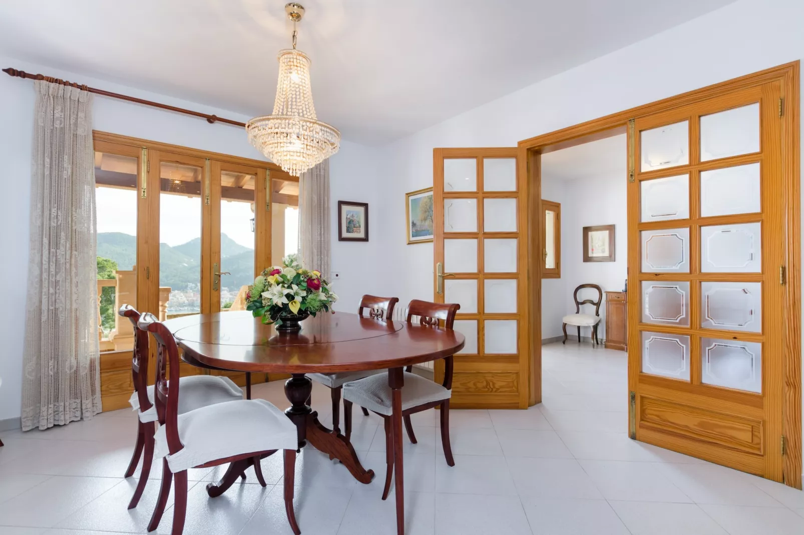 YourHouse Binifat-Dining room