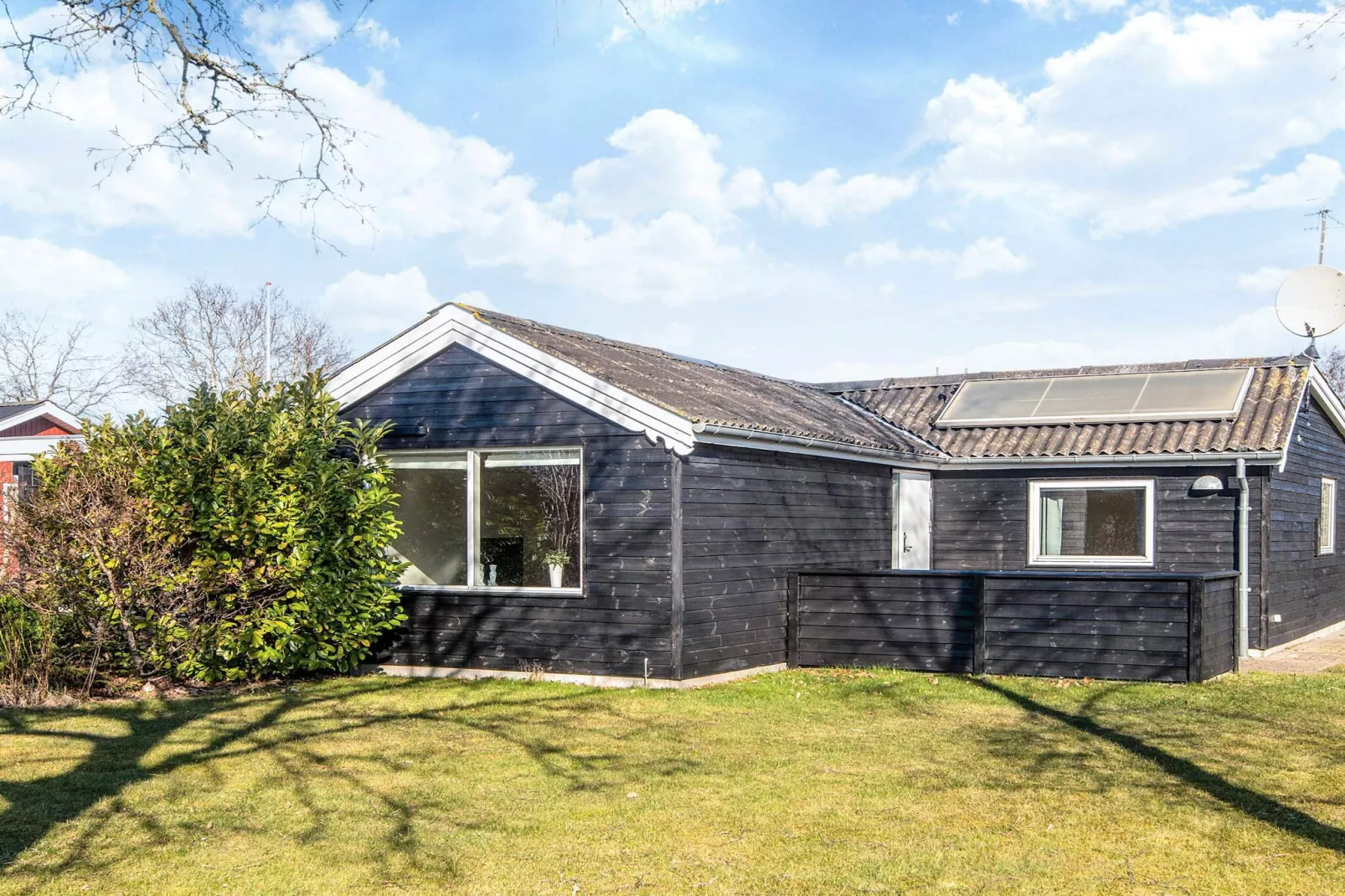 8 person holiday home in Grenaa-By Traum