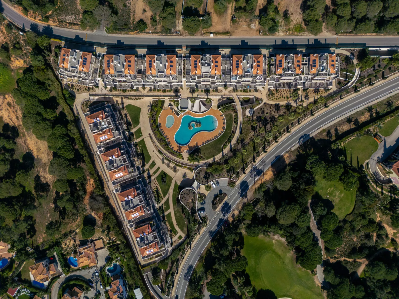 Pine Hills Cristal-Outside