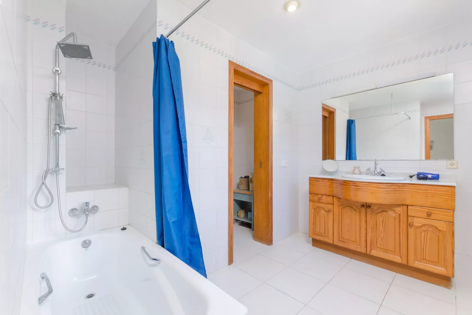 YourHouse Can Marques-Bathroom